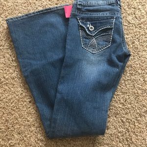 Women’s size 1/2 hydraulic jeans